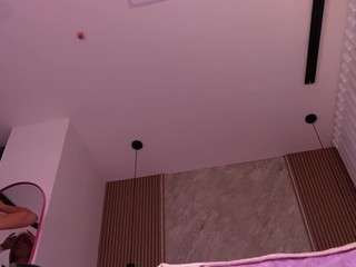 Offline cam show with emyli_sw