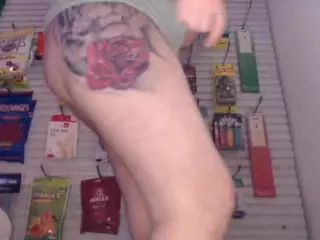 hidden-work-cam's Live Sex Cam Show