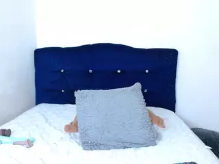 Ella's Live Sex Cam Show