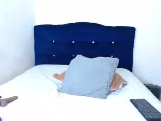 Ella's Live Sex Cam Show