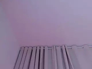 bella-rossi's Live Sex Cam Show