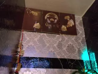 pamelaevanns's Live Sex Cam Show