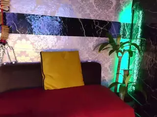 pamelaevanns's Live Sex Cam Show