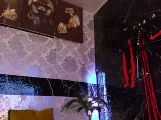 pamelaevanns's Live Sex Cam Show