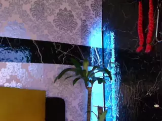 pamelaevanns's Live Sex Cam Show