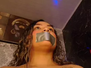pamelaevanns's Live Sex Cam Show