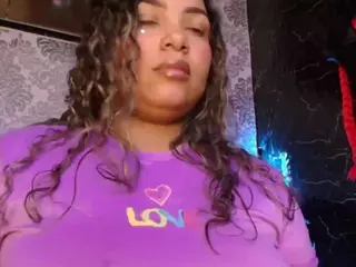 pamelaevanns's Live Sex Cam Show