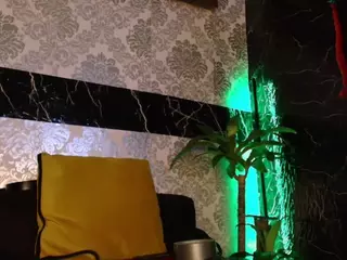 pamelaevanns's Live Sex Cam Show