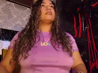 pamelaevanns's Live Sex Cam Show