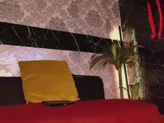 pamelaevanns's Live Sex Cam Show
