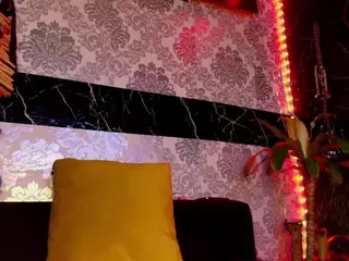 pamelaevanns's Live Sex Cam Show