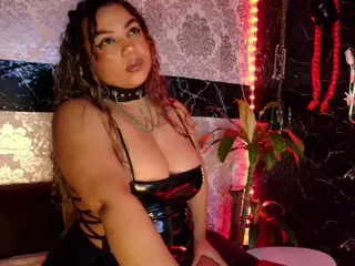 pamelaevanns's Live Sex Cam Show
