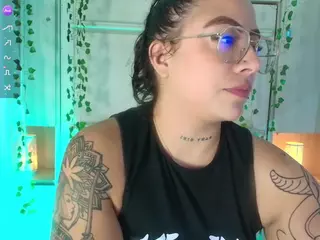liavega's Live Sex Cam Show
