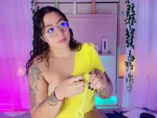 liavega's Live Sex Cam Show