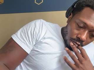 Live cam show with seanmichaels