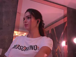 Annie Connors's Live Sex Cam Show