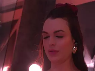 Annie Connors's Live Sex Cam Show