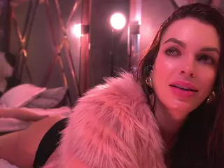 Annie Connors's Live Sex Cam Show
