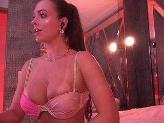 Annie Connors