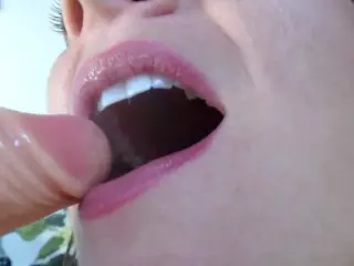 Squirtmania's Live Sex Cam Show