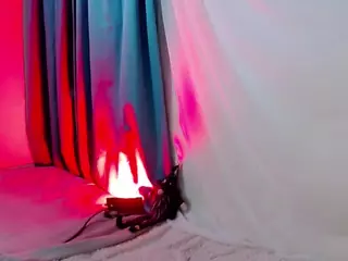 carolinne's Live Sex Cam Show