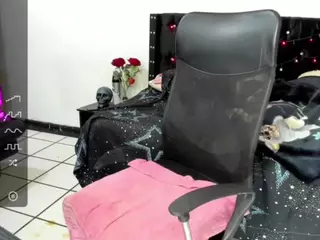 sarah...'s Live Sex Cam Show