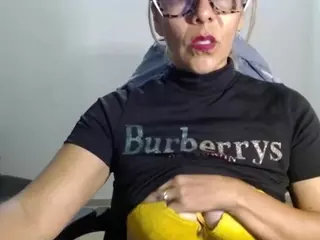 dulce-paty's Live Sex Cam Show