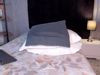 Keily-w's Live Sex Cam Show