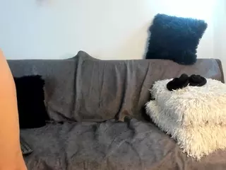 girasol-walton's Live Sex Cam Show