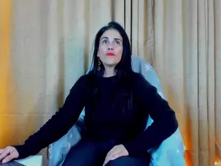 girasol-walton's Live Sex Cam Show
