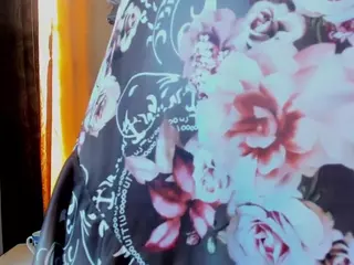 girasol-walton's Live Sex Cam Show