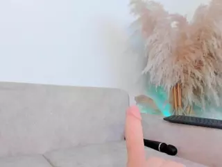 Dezzire's Live Sex Cam Show