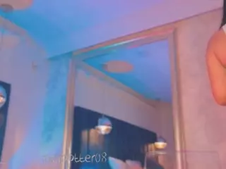 Nayla Potter's Live Sex Cam Show