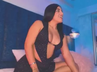 Nayla Potter's Live Sex Cam Show