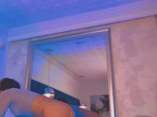 Nayla Potter's Live Sex Cam Show