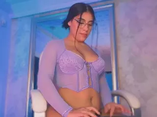 Nayla Potter's Live Sex Cam Show
