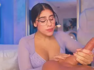 Nayla Potter's Live Sex Cam Show