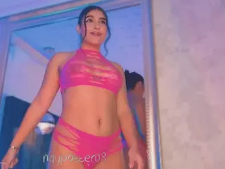 Nayla Potter's Live Sex Cam Show