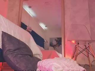 Nayla Potter's Live Sex Cam Show