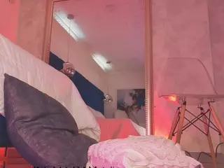 Nayla Potter's Live Sex Cam Show