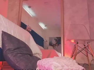 Nayla Potter's Live Sex Cam Show