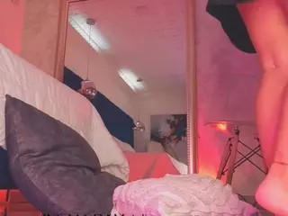 Nayla Potter's Live Sex Cam Show