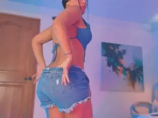 Nayla Potter's Live Sex Cam Show