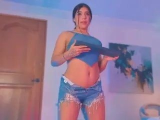 Nayla Potter's Live Sex Cam Show