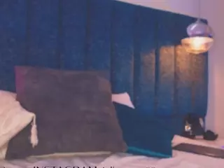 Nayla Potter's Live Sex Cam Show