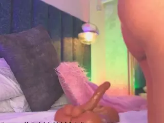 Nayla Potter's Live Sex Cam Show