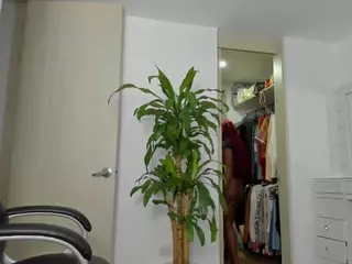 charlotte-tillerx's Live Sex Cam Show