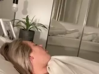 dirtyanal23's Live Sex Cam Show