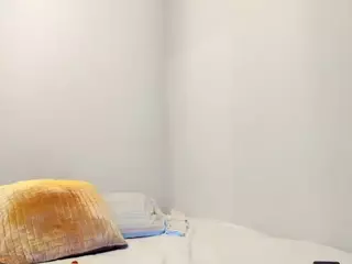 Elianabortt's Live Sex Cam Show