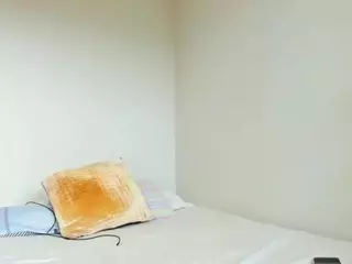 Elianabortt's Live Sex Cam Show